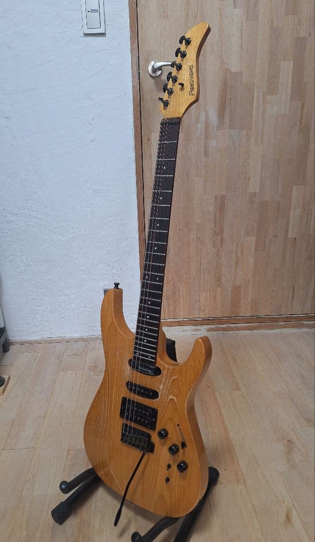 日本製　フェルナンデス　FR-75S　フルサスティナー　ダダリオ新品弦付