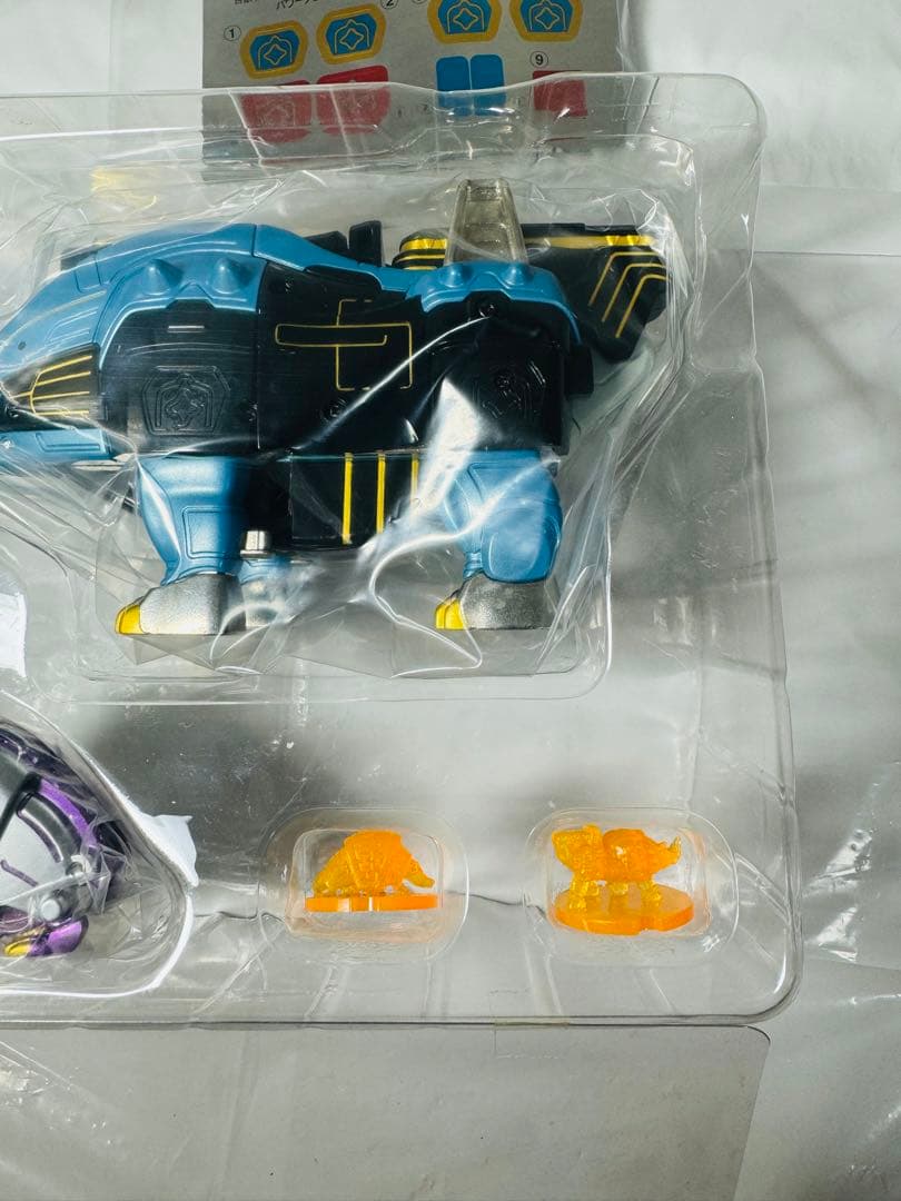 百獣戦隊ガオレンジャー パワーアニマルシリーズ5 ガオライノス＆ガオマジロ