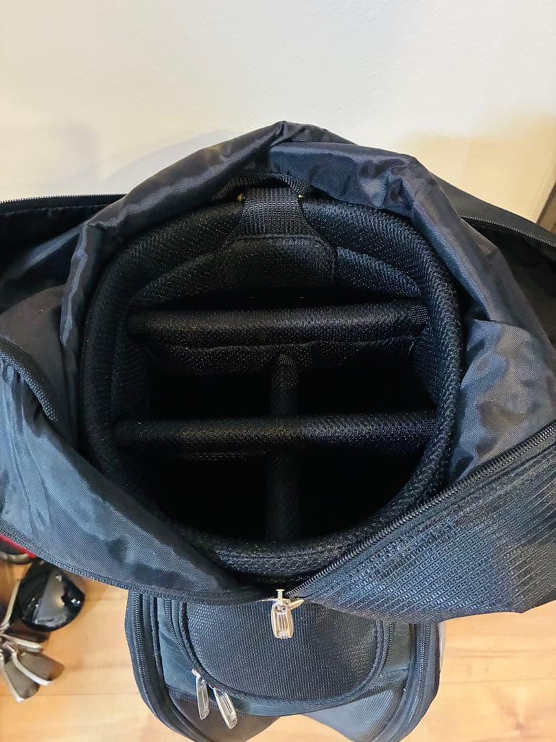 adidas アディダス　ブラック キャディバッグ