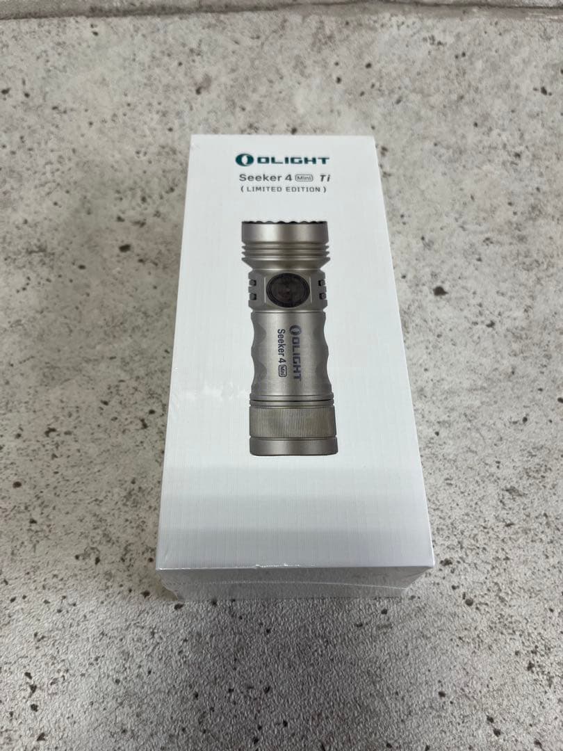 限定 olight Seeker 4 Mini チタン EDCライト＋UVライト