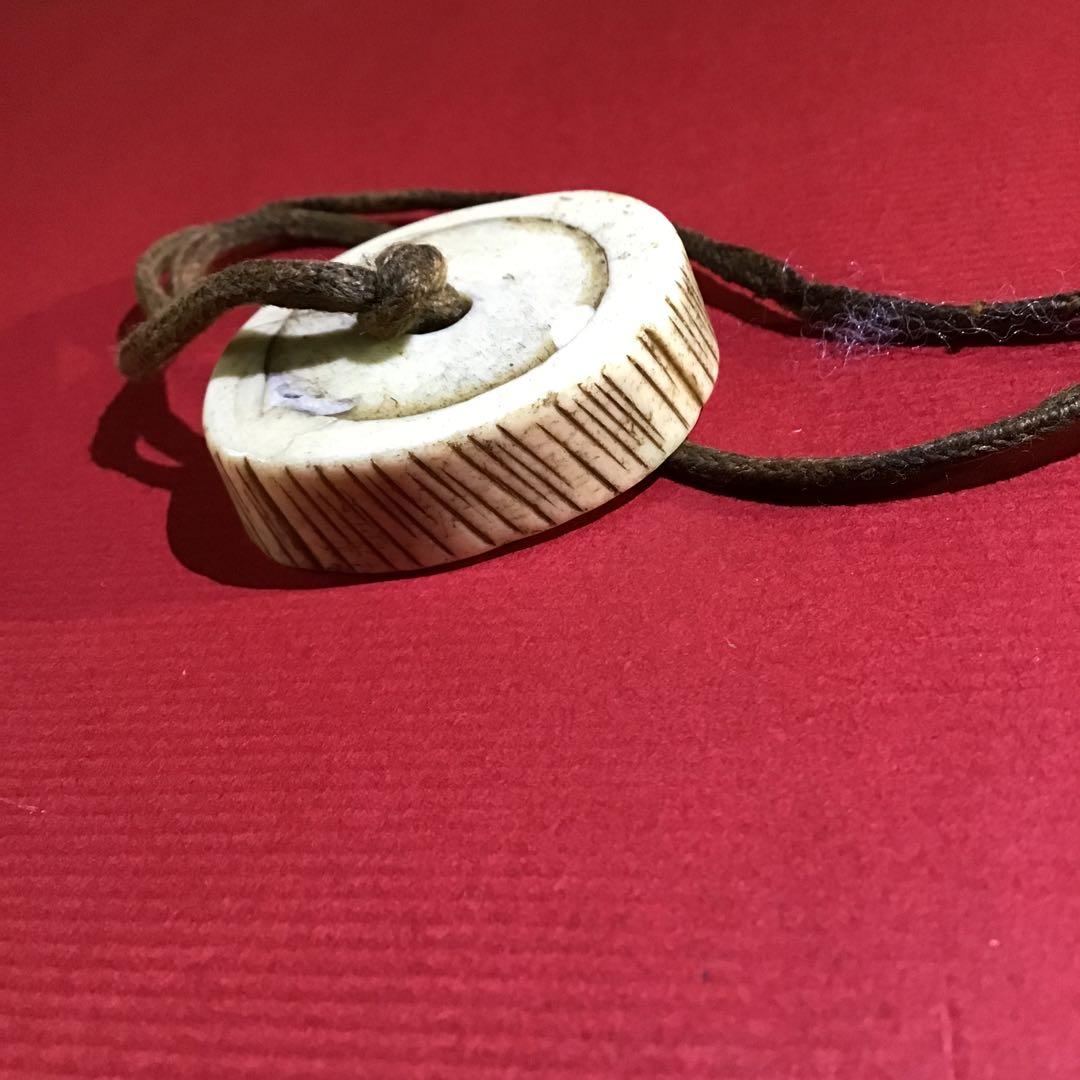 根付け　日本ホンシュウ鹿角材質　N22