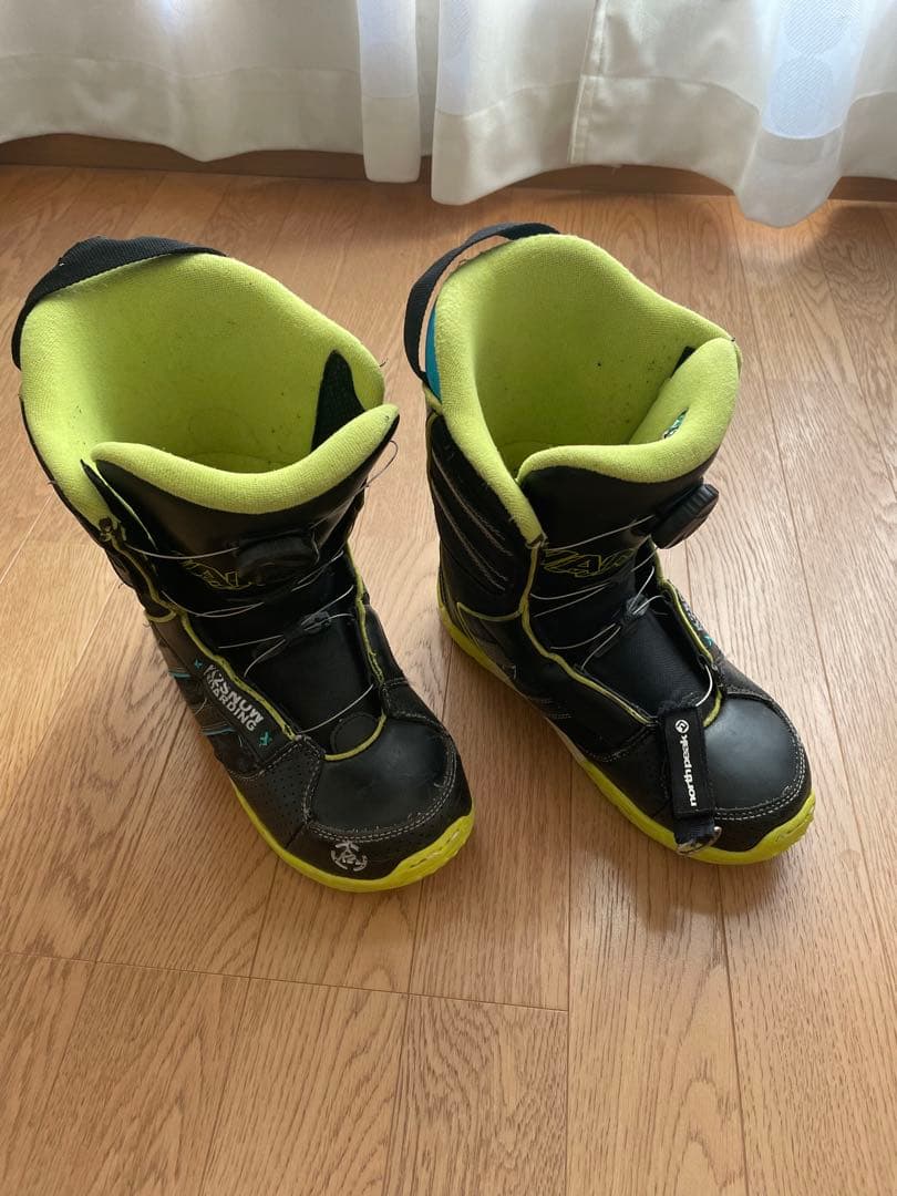 5点セットバートン上下ウェアー　Ｋ2ビンディングブーツ　ヘルメットセット