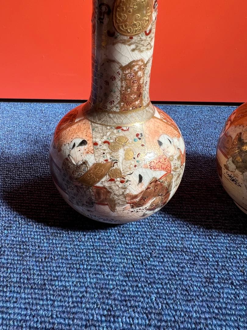 804 オールド薩摩　金彩色絵　花瓶　一対　時代物