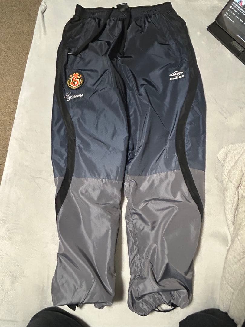 シュプリームアンブロコラボトラックパンツブラック