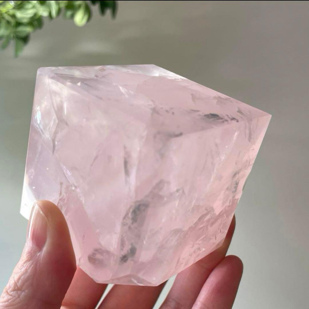 ローズクォーツ　キューブ　ジェムローズクォーツ　紅水晶　透明感　jelly感