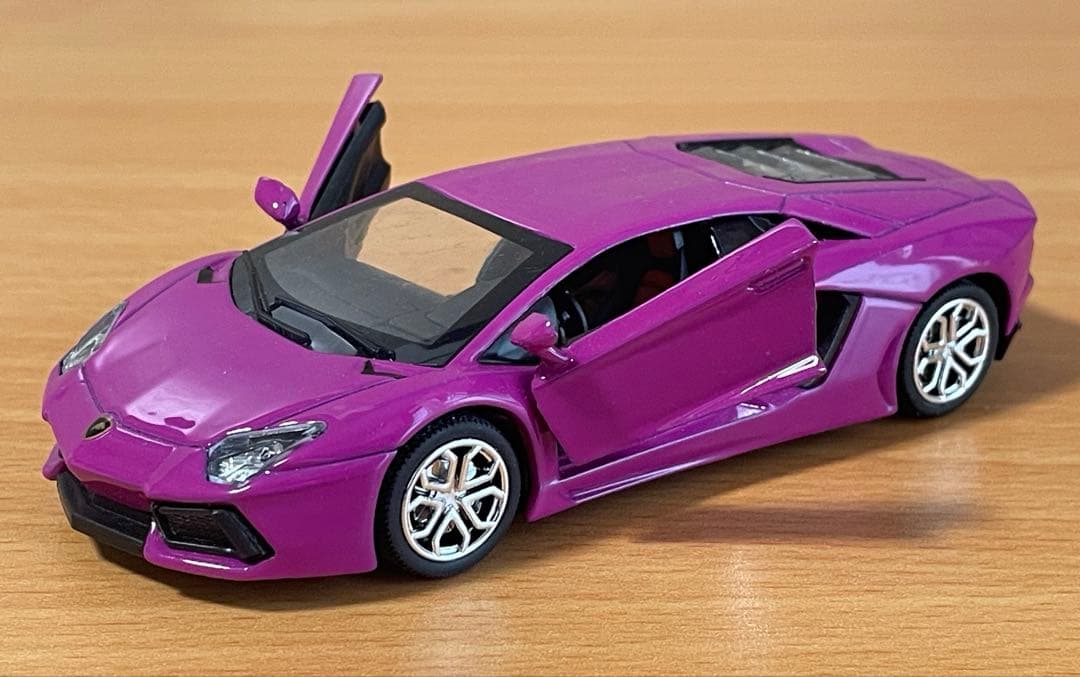 北箱　ミニカーランボルギーニ アヴェンタドール パープル