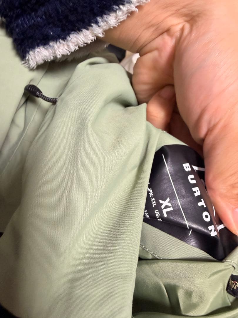 Burton akスノーボードウェアー