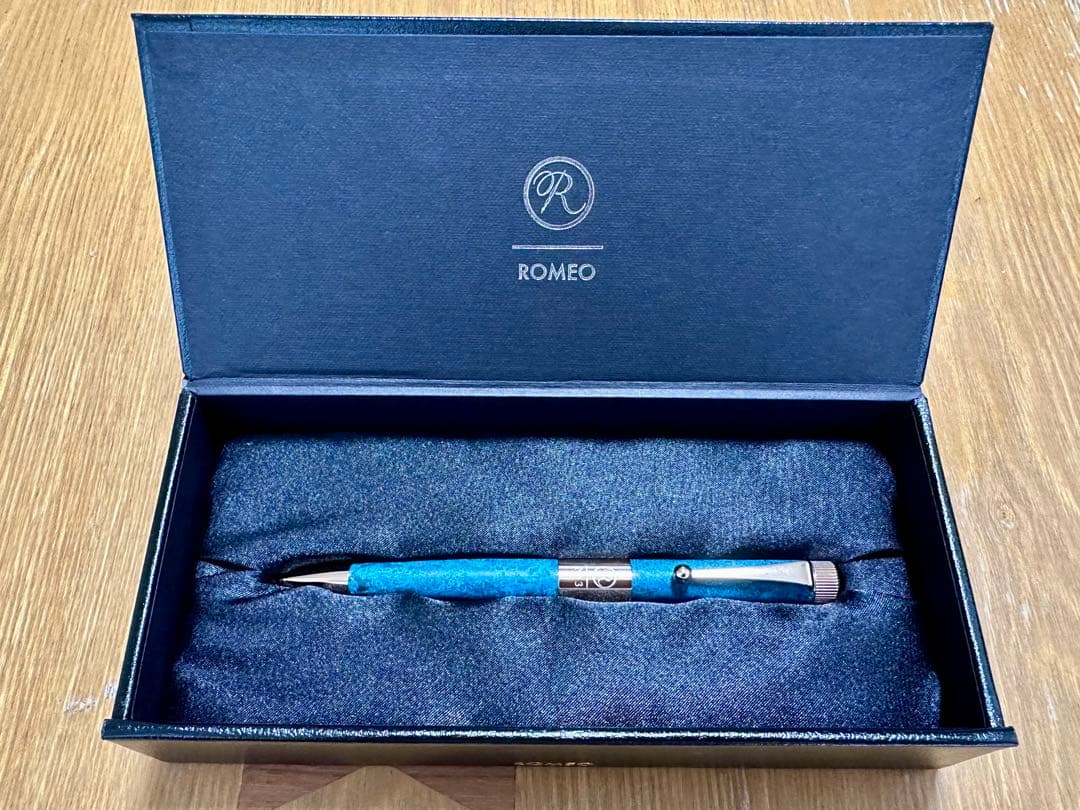 【メルカリ最安値】ロメオ No.3 細軸 斑紋ガス青銅色 2024 伊東屋完売