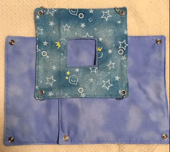 モモンガハウス（ニコちゃん星柄・Ⅱ‐1）   秋・春仕様  1950円