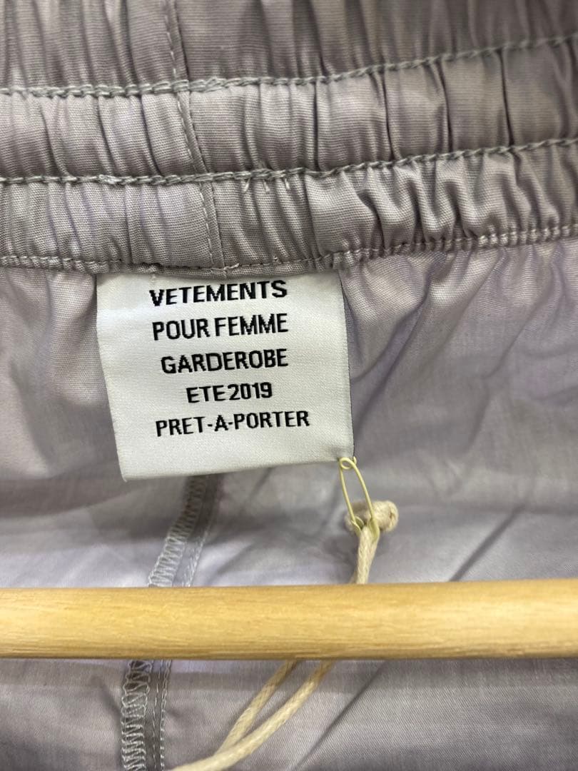 VETEMENTS ヴェトモン ALSTERMANN & THN ブレーカー