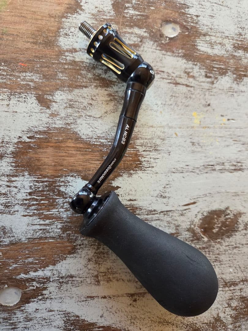 スタジオオーシャンマーク　リールハンドルノブセット　シマノ、左巻き用