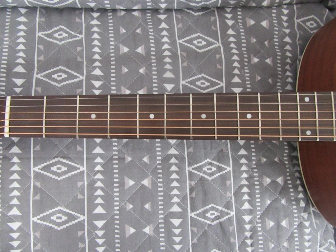 GUILD F-240E　中古美品