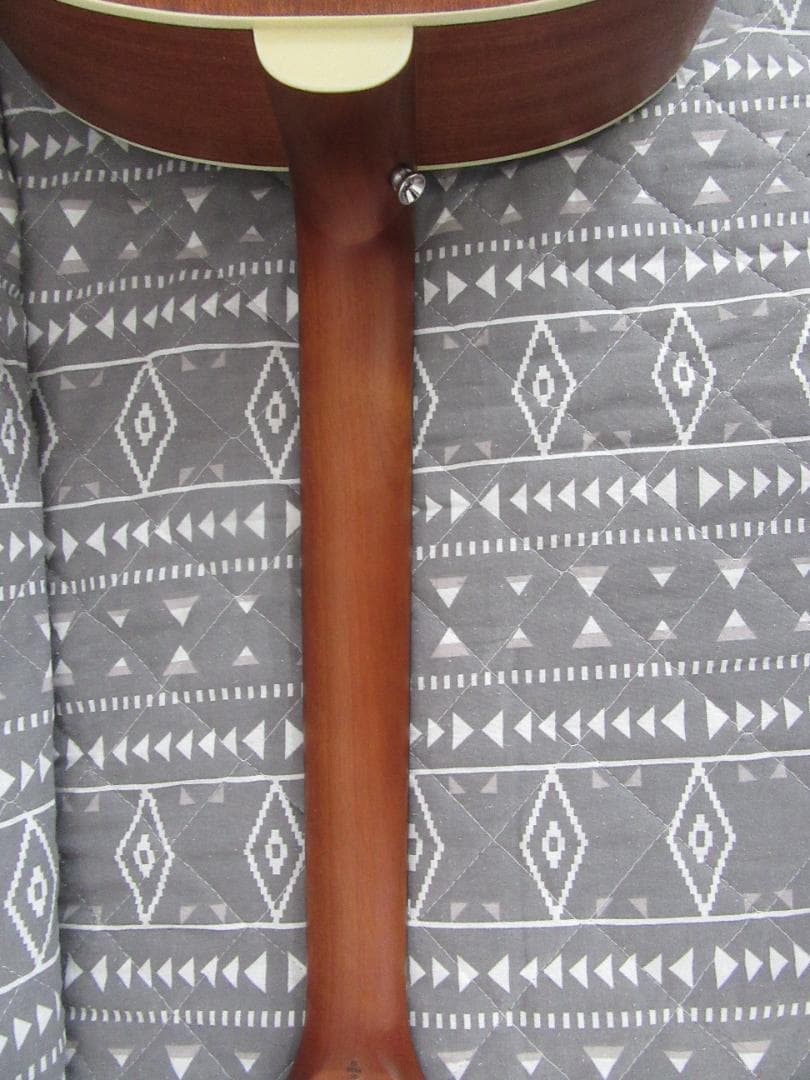 GUILD F-240E　中古美品