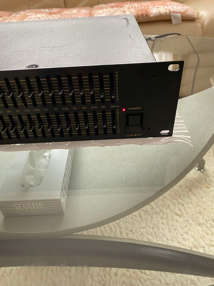 YAMAHAQ2031 B グラフィックイコライザー