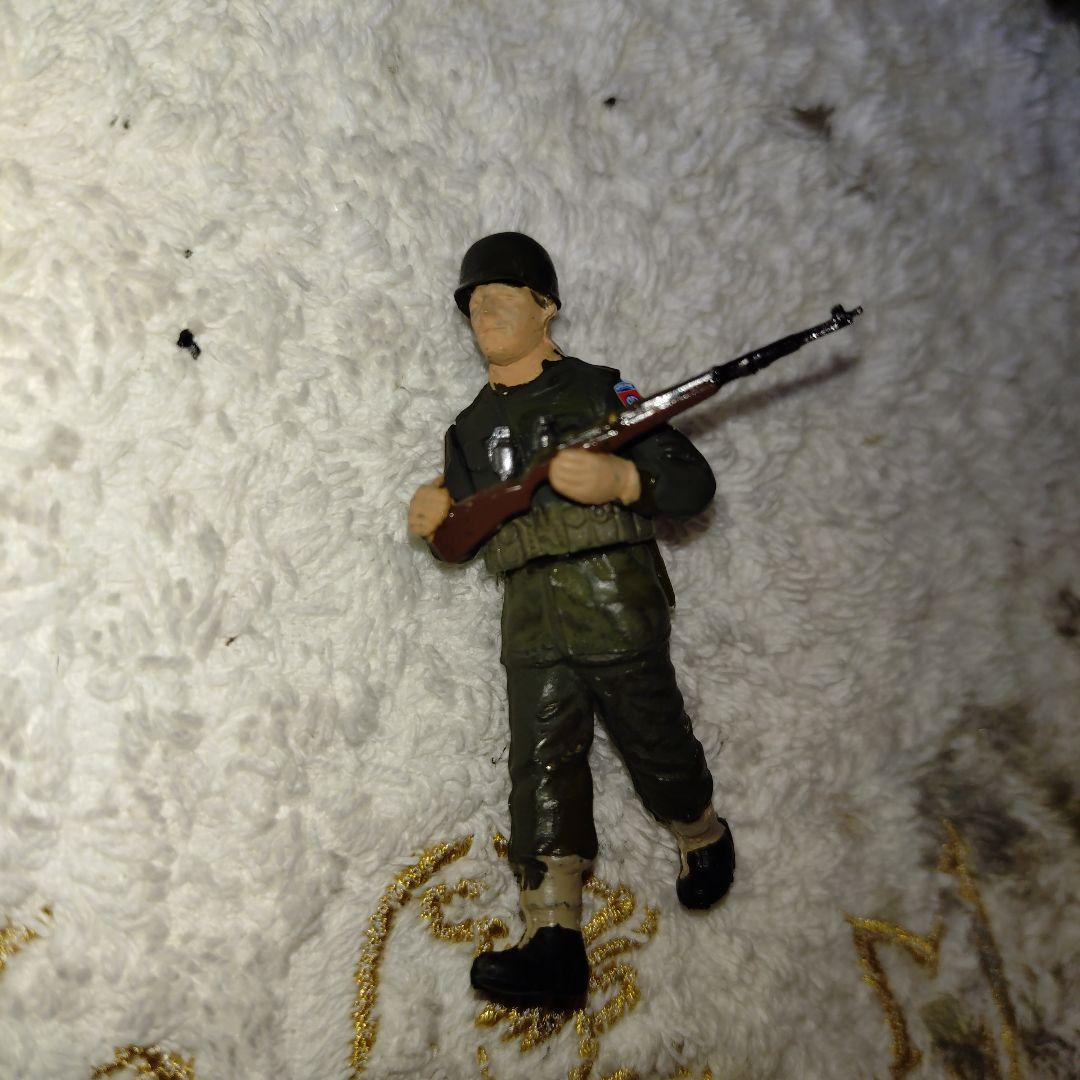 新春セール！パットン大戦車軍団兵員輸送車M3A2 1/35フィギュア9体