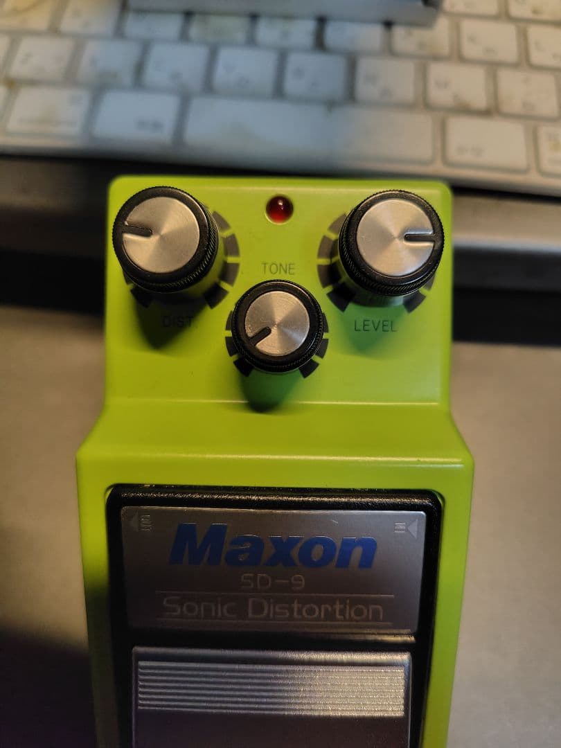 【美品】Maxon SD9 Sonic Distortion ギターエフェクター