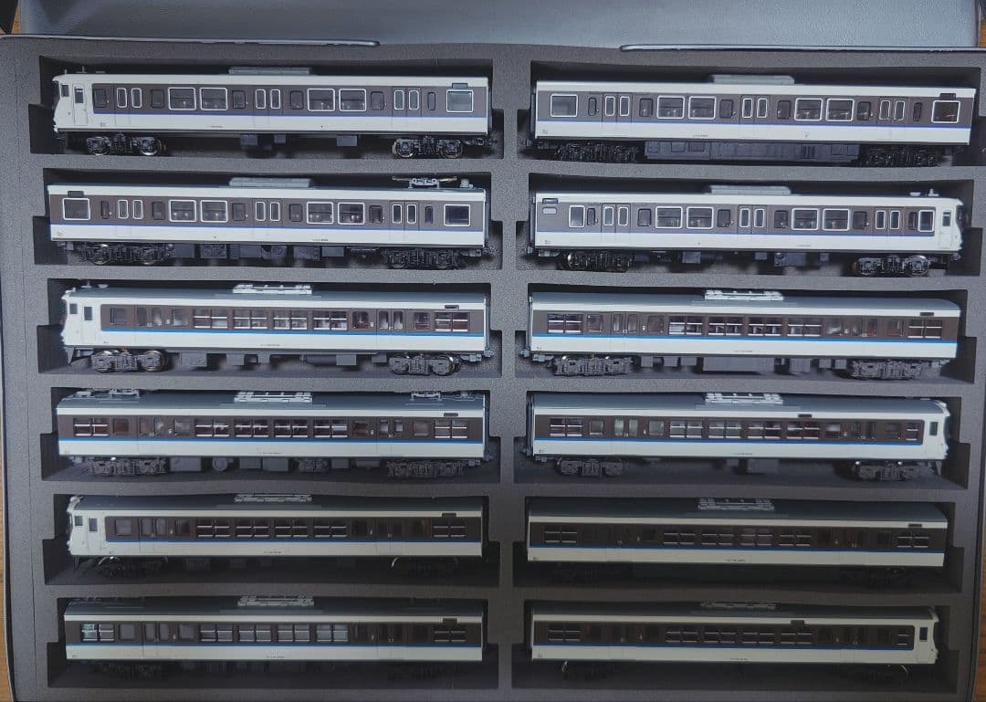 115系2000番台 広島色 40N更新車 115系3000番台 広島色