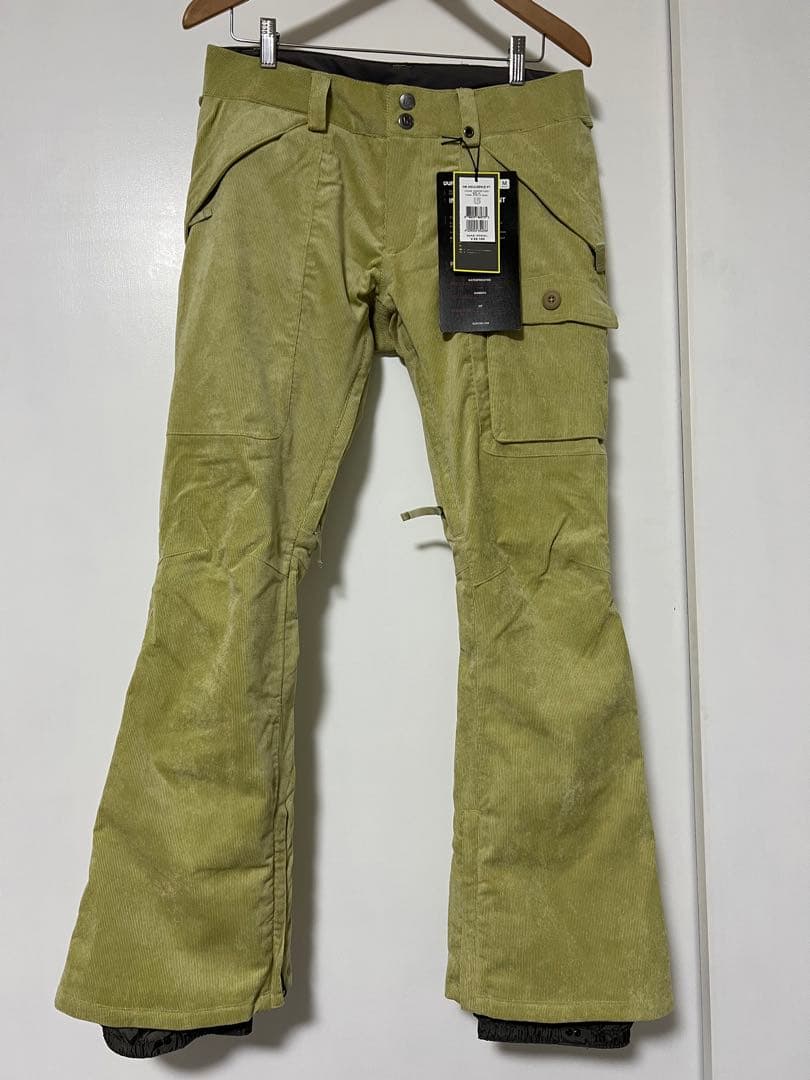 値下げ‼︎新品未使用⭐︎BURTON スノーボードパンツ M