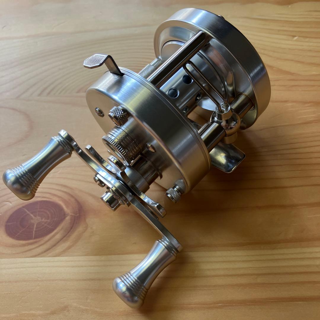 五十鈴工業　BC620SSS SILVER