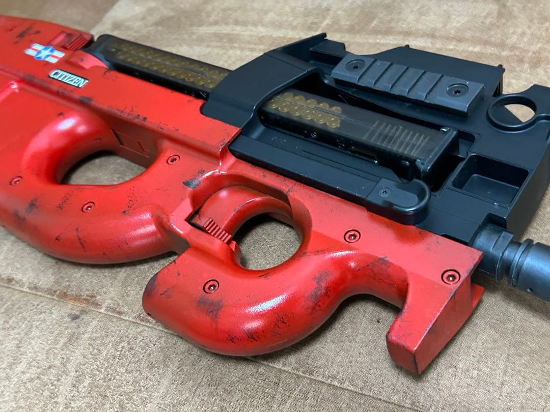 東京マルイ P-90 電動ガン P90 スタンダード電動ガン 赤 塗装品