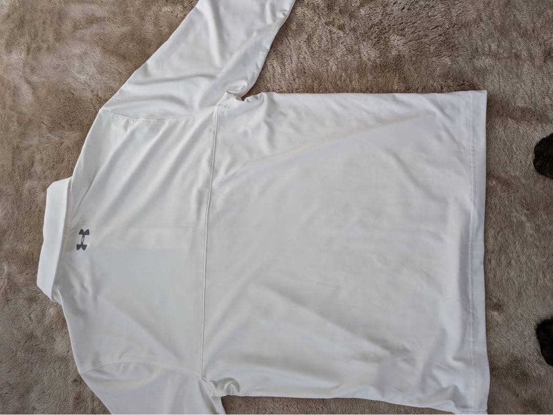 アンダーアーマー ゴルフウェア 長袖シャツ　新品　タグ付き　メンズ　白