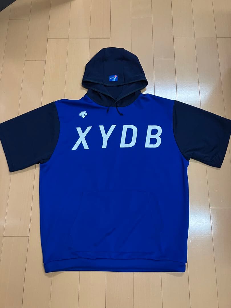 横浜Denaベイスターズ　プロコレクション　オーセンティック　半袖　パーカー