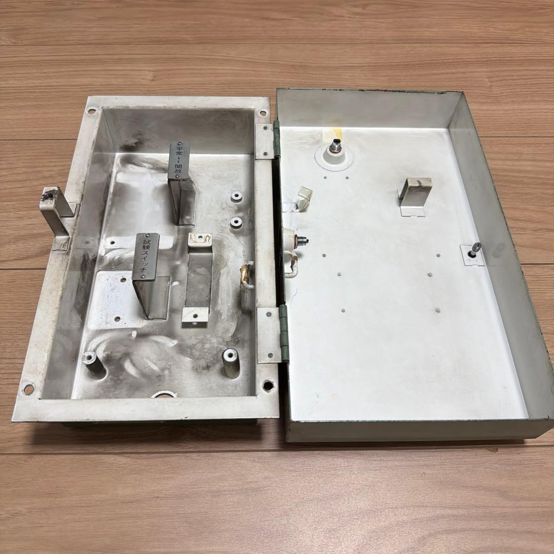 希少　東武1800系1819f 鉄道部品　戸閉保安切替スイッチ箱　東武1819f