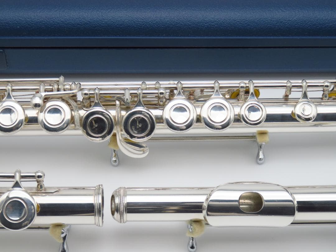 全タンポ＆ヘッド・コルク交換済　フルート　ヤマハ　211S　美品