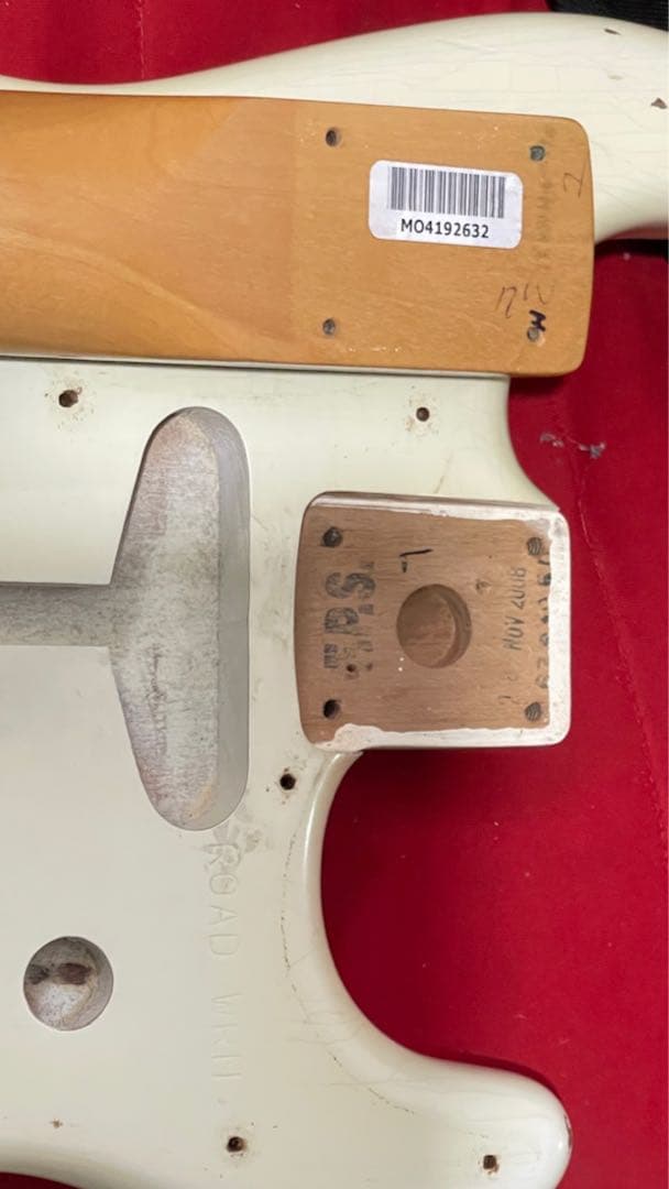 Fender Road Worn 60s STRATOCASTER①