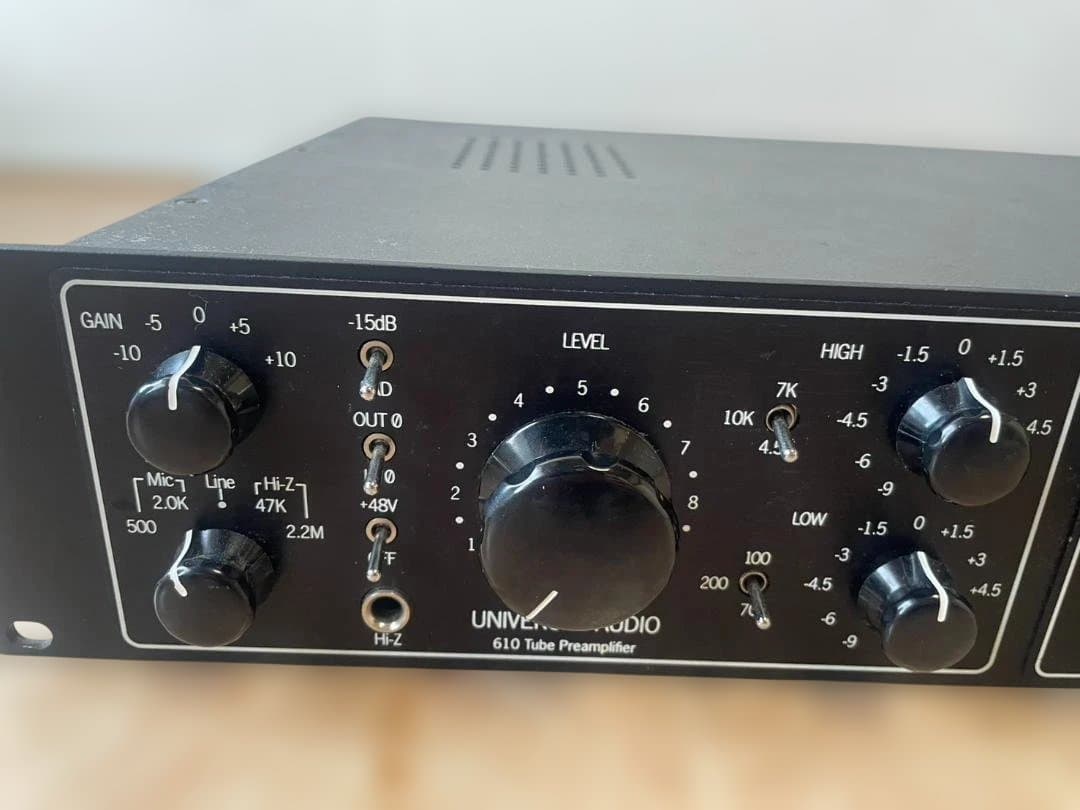 Universal Audio LA-610 Mk II プリアンプ