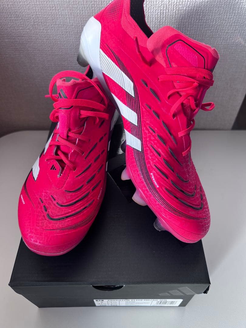 【2回人工芝にて使用】プレデター ELITE HG/AG ジャパン