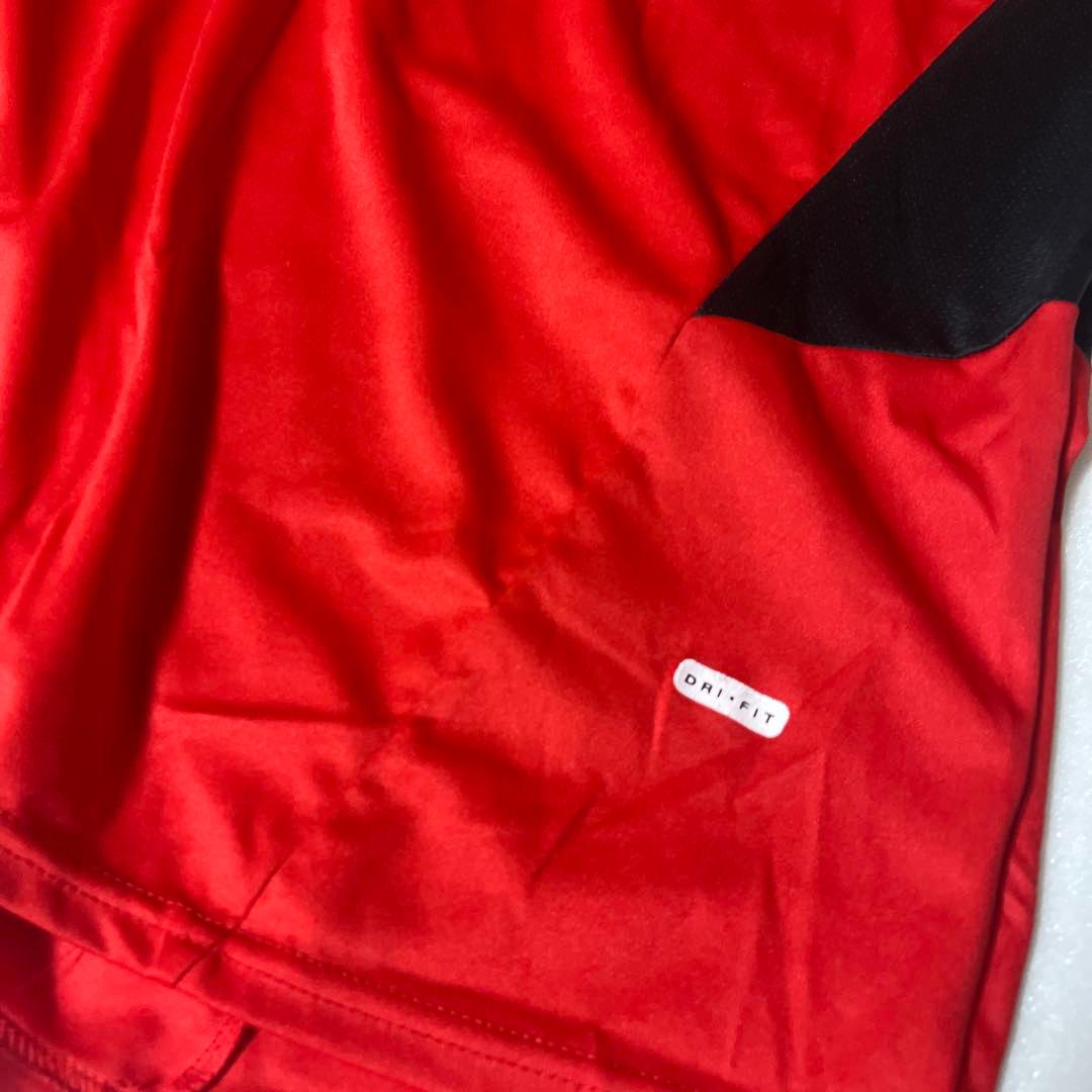 マンチェスター・Uホームユニフォーム