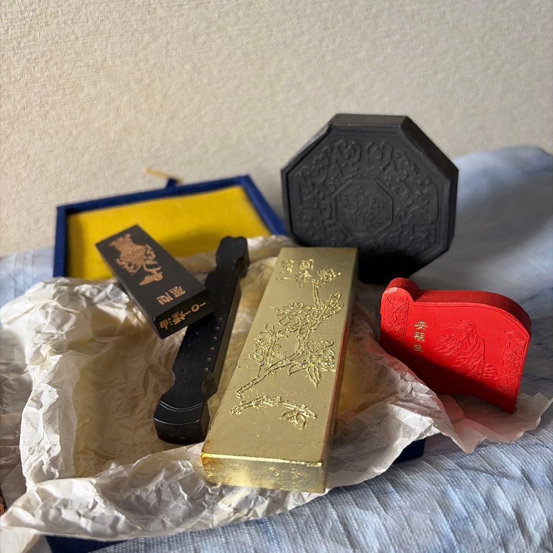 墨　唐墨　朱墨　中国　書画　習字　硯　China