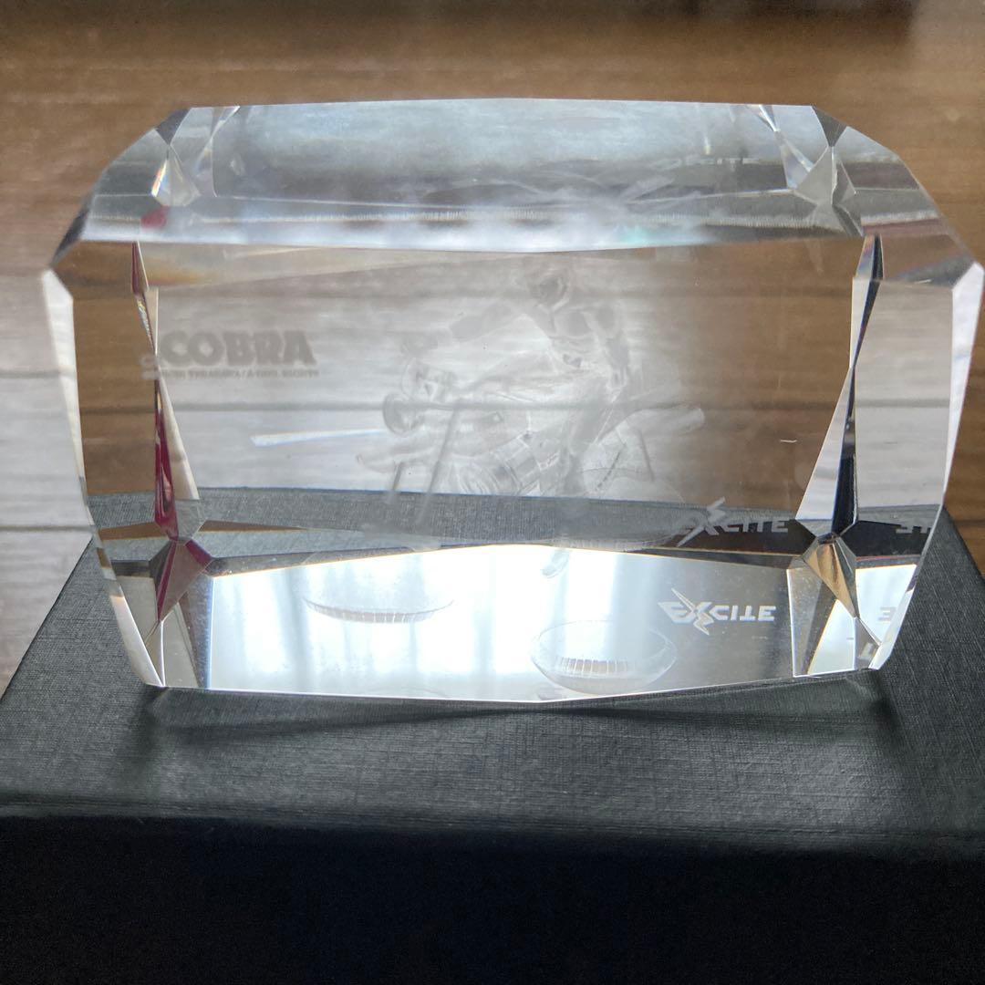 COBRA コブラ　クリスタルオブジェ