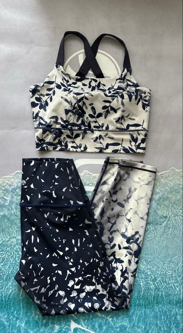 【SUKALA】リーフパネルブラトップ&レギンス 上下ヨガウェアセット　L