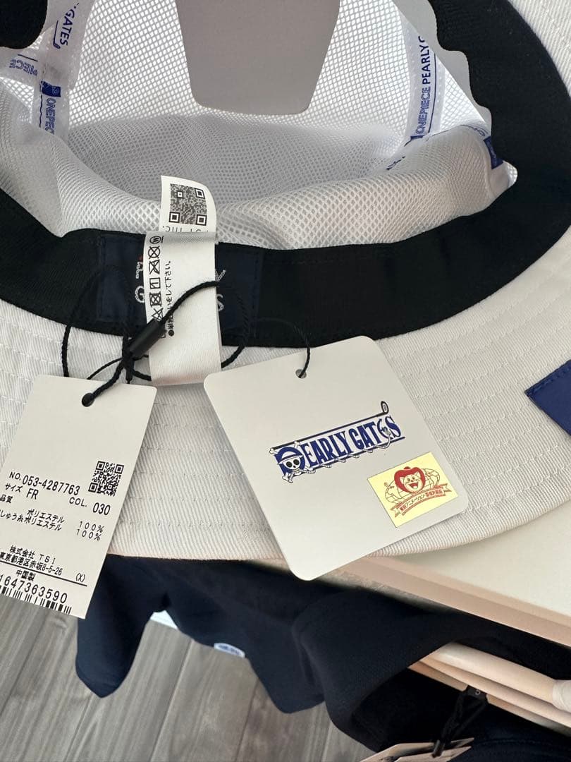 PEARLY GATES ×ワンピース　ポロシャツ・ハット・タオル3点セット