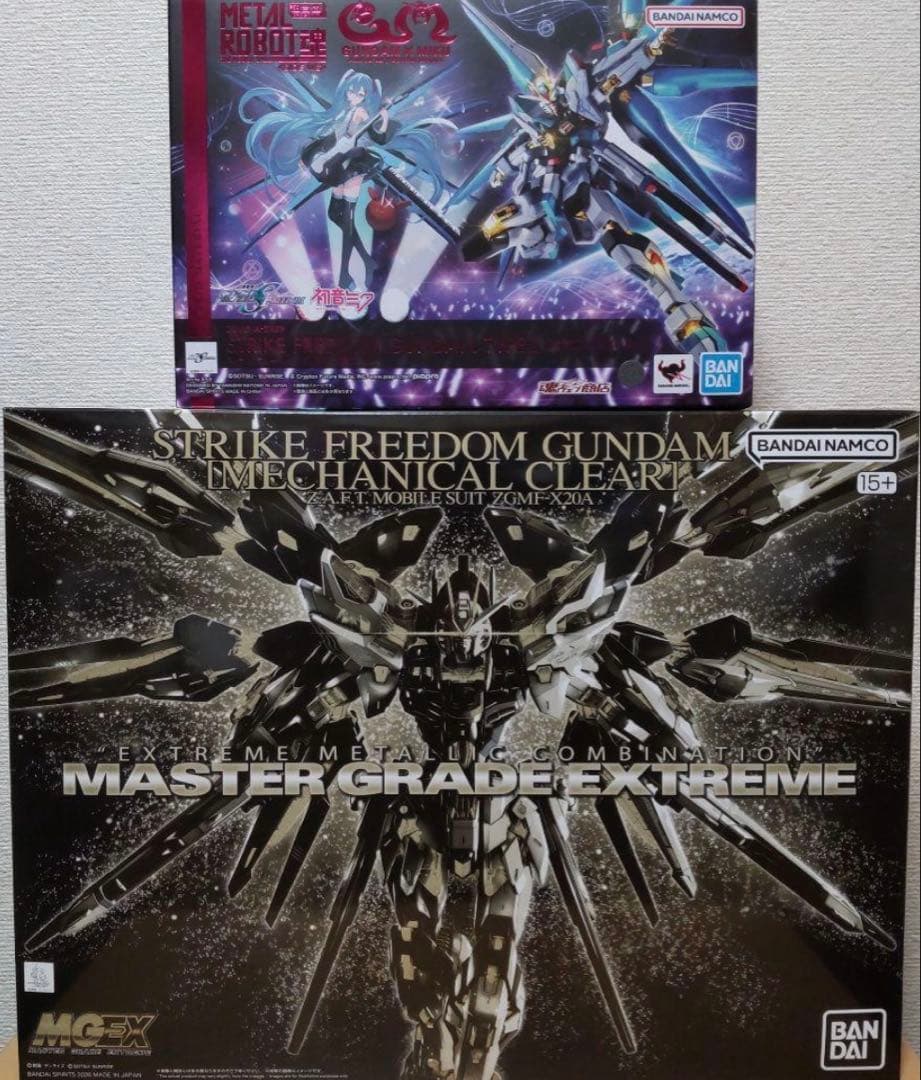 MGEXストフリメカニカルクリア、 ROBOT魂 ストフリ弐式初音ミク Ver.