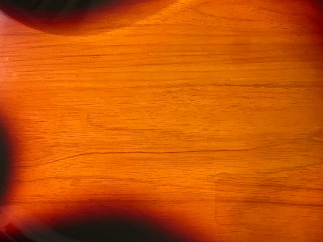 SELDERエレキベース セルダーJBタイプ サンバースト アンプ・シールド付き