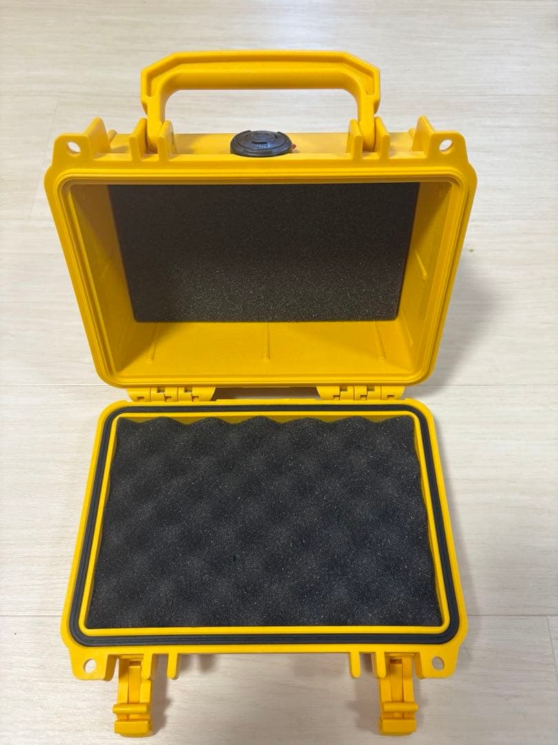 ✳︎新品未使用✳︎ PELICAN 1120 防水ケース イエロー