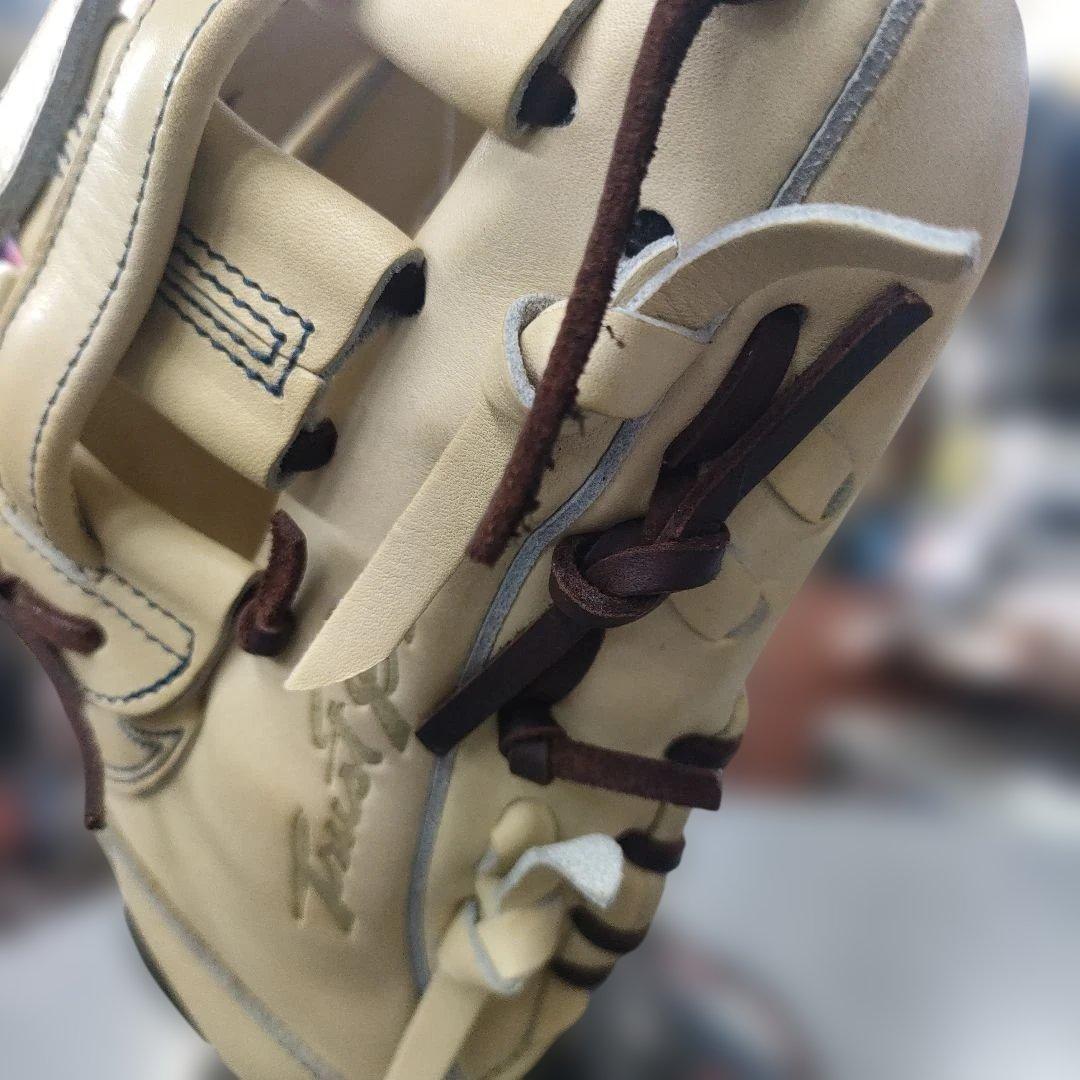 軟式トラストベーシックライン（サイズ29.5cm）一般内野手用グラブ【NH1型】