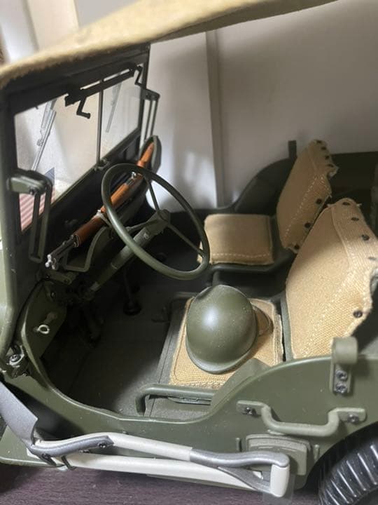 アシェットwillys MB jeepをつくる1/8完成品　ジープ　JEEP