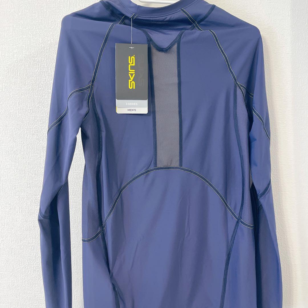 タグ付❤️ SKINS トップス タイツ L 上下セット SERIES-3