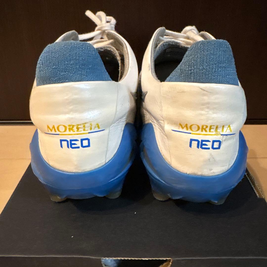 Mizunoモレリアネオ4 限定カラー