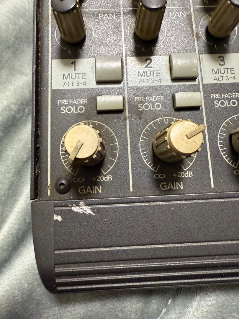 MACKIE 1402-VLZ アナログミキサー