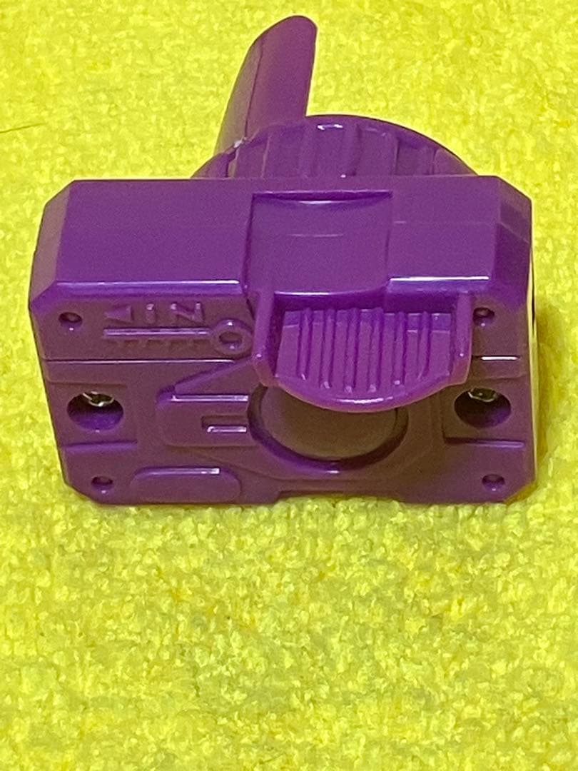 レア　爆転シュートベイブレード　ドライガーＧ　シルバーver 新品　大会準優勝