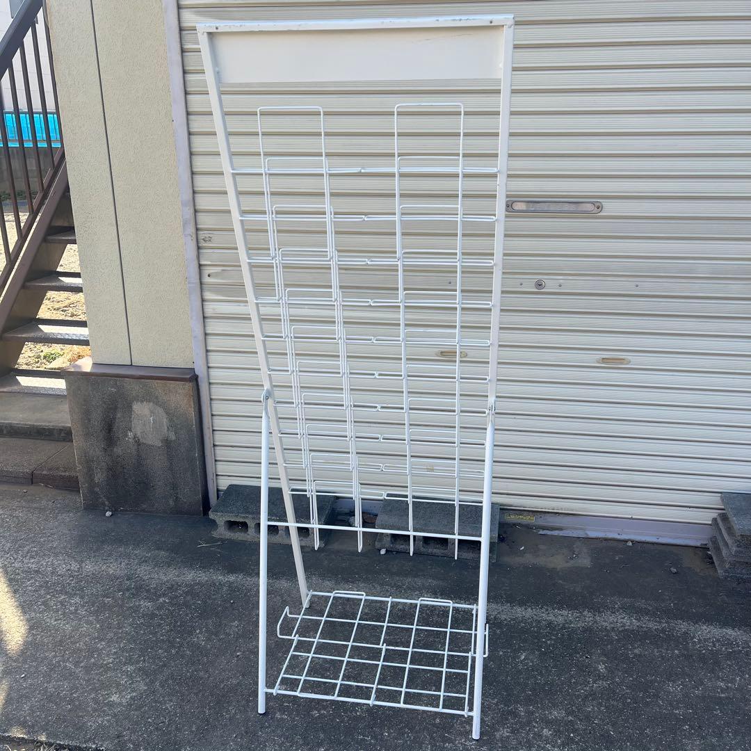 引き取り限定　スチール製 マガジンラック パンフレットスタンド 自立式 ホワイト