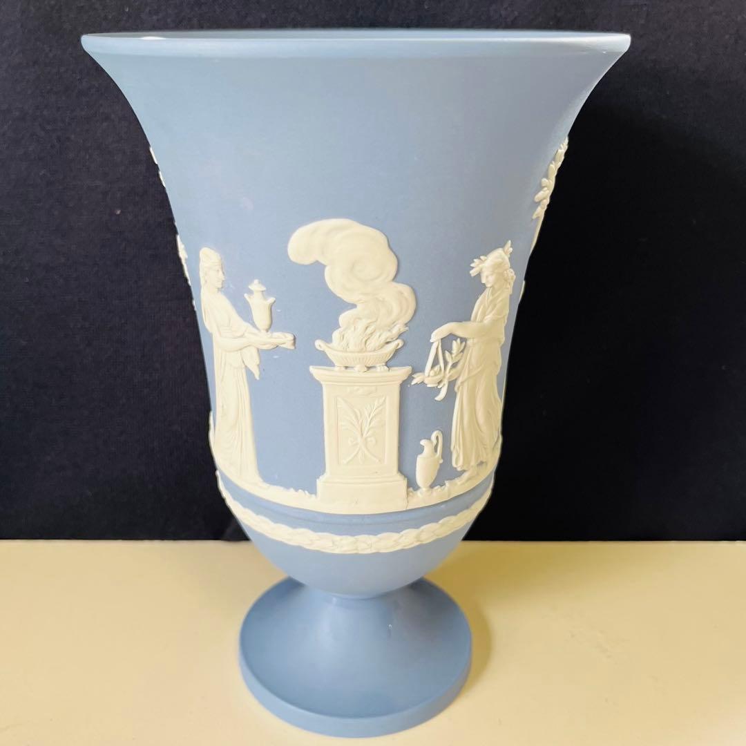 ウェッジウッド　ジャスパーウェア　花瓶　フラワーベース　ペールブルー