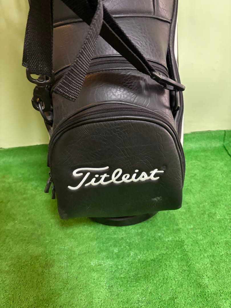 日本未発売　タイトリスト　スタッフバッグ　9.5