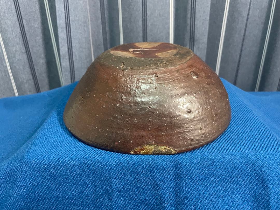 國吉青尚　焼締鉢　（刻銘有り）