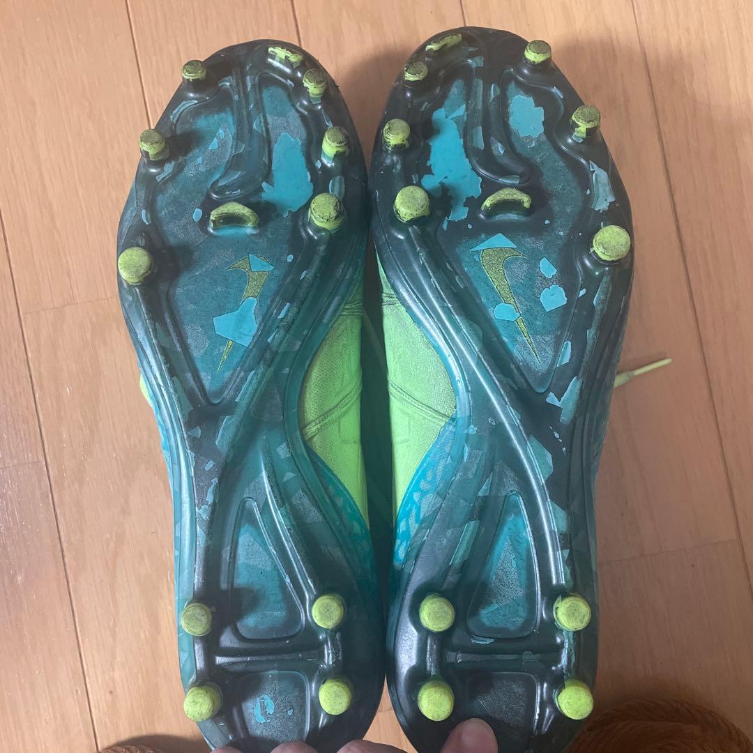 【激レア】海外限定カラー NIKE HYPERVENOM PHANTOM2 FG